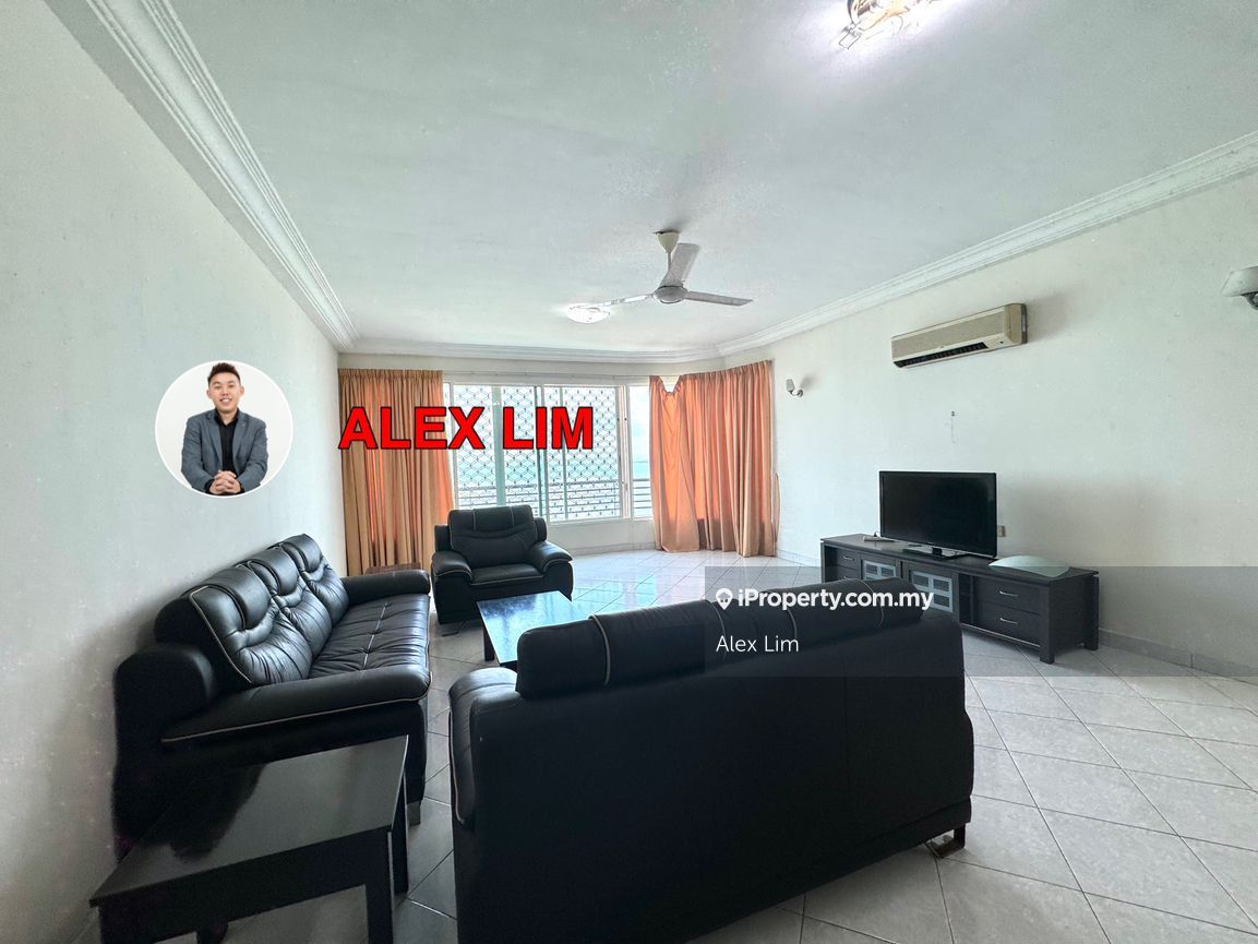 Gurney Beach Resort Condominium 3+1 bedrooms for rent in Gurney, Penang