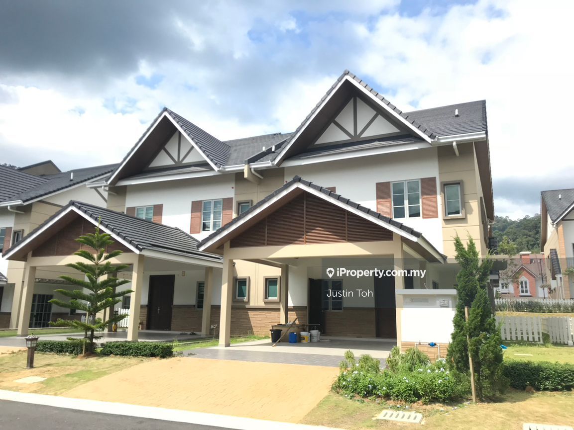 Essex garden, Rawang Intermediate Semidetached House 5+1 bedrooms for sale