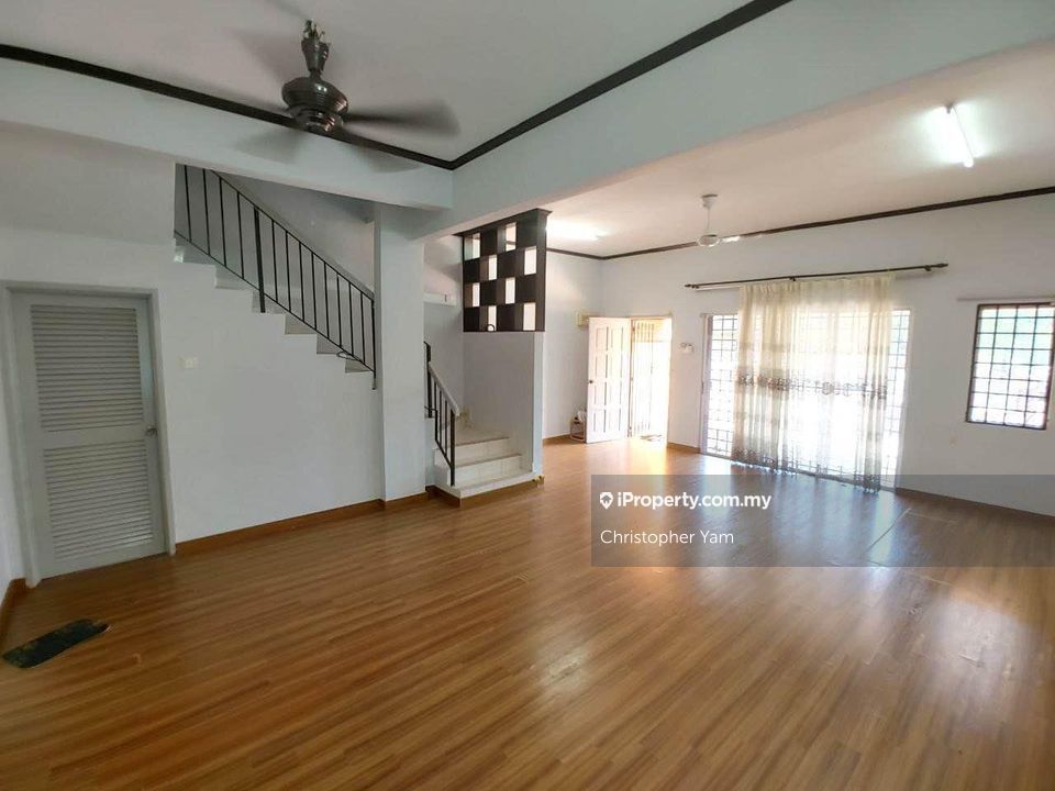 Prima Saujana Kajang Endlot Terrace house for Sale
