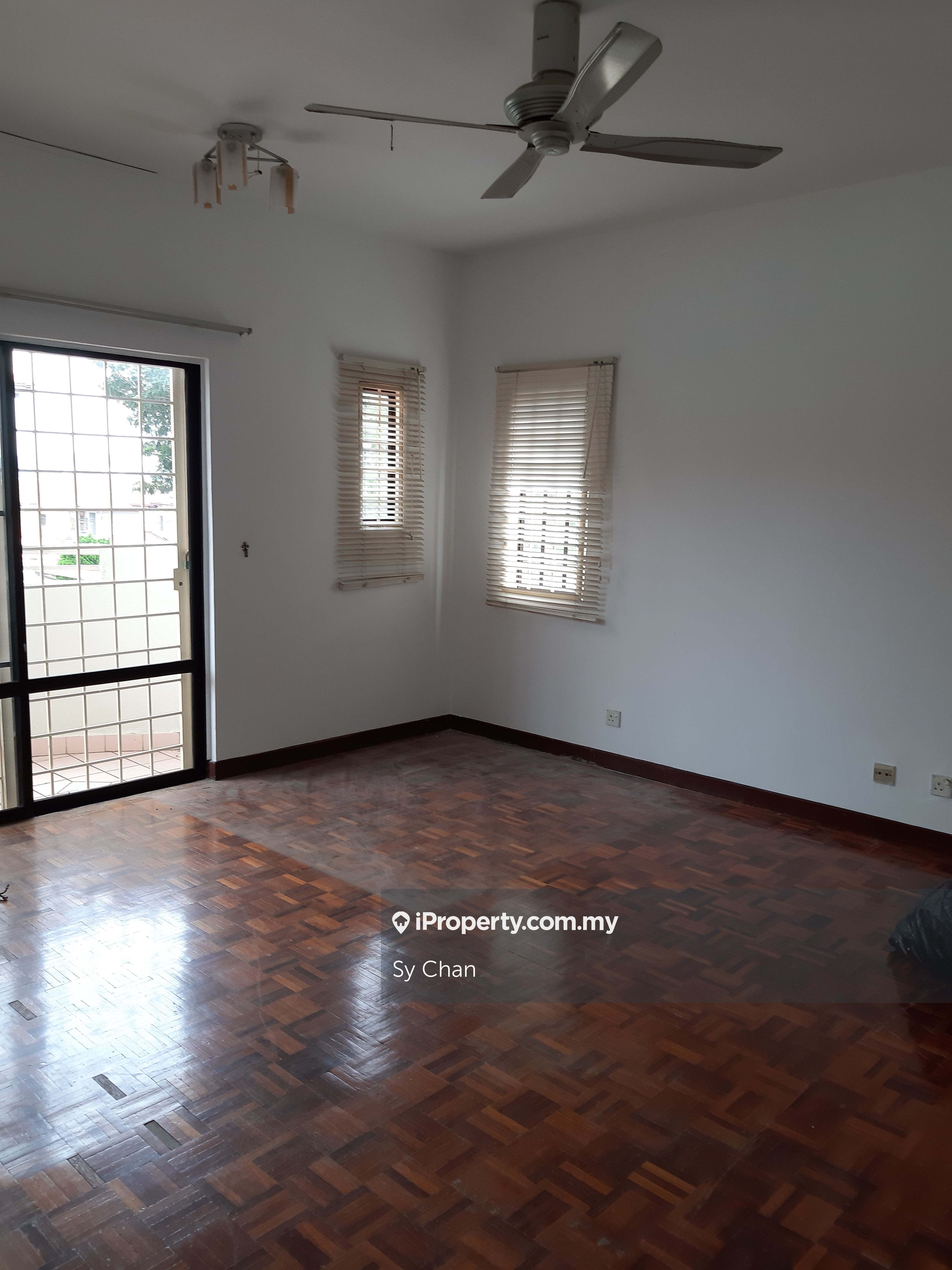 USJ 11 Sri Bayu Town House, Subang Jaya Townhouse 3 bedrooms for sale