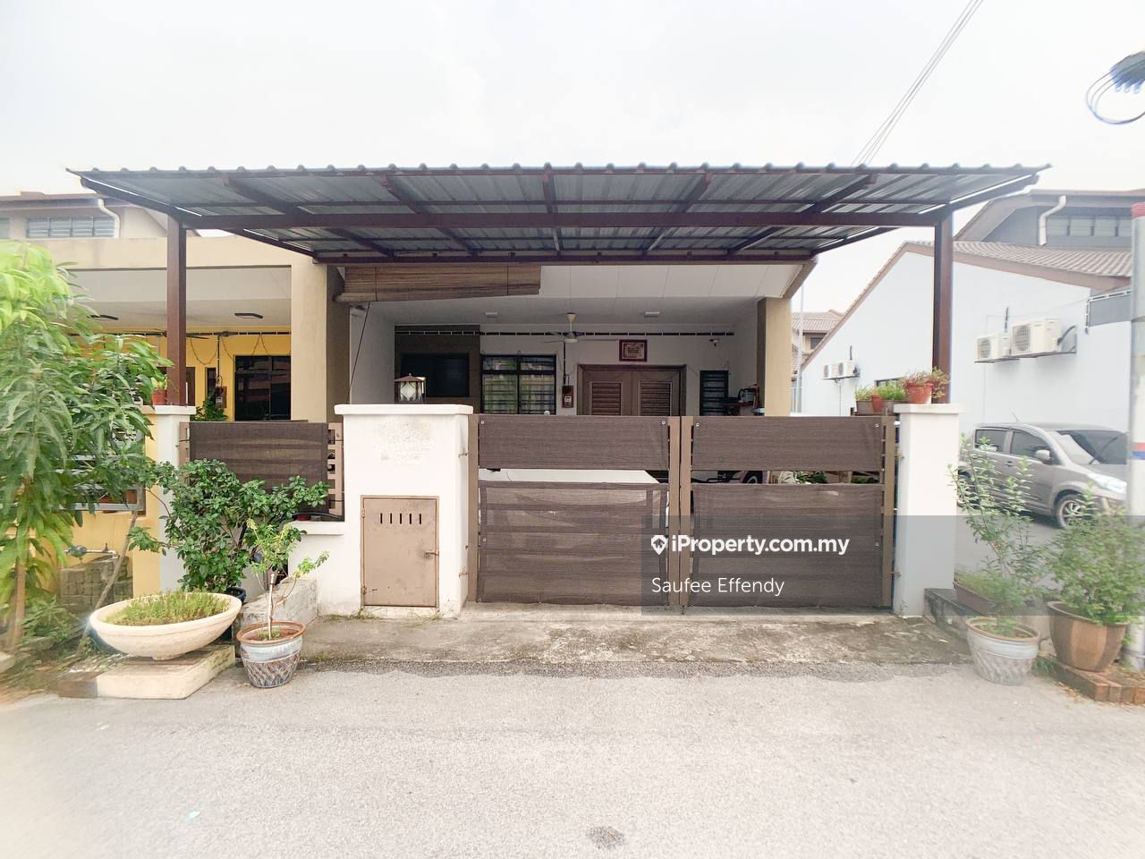 End Lot Bandar Putera 2 Klang Klang End Lot 1 Sty Terrace Link House 4 Bedrooms For Sale Iproperty Com My