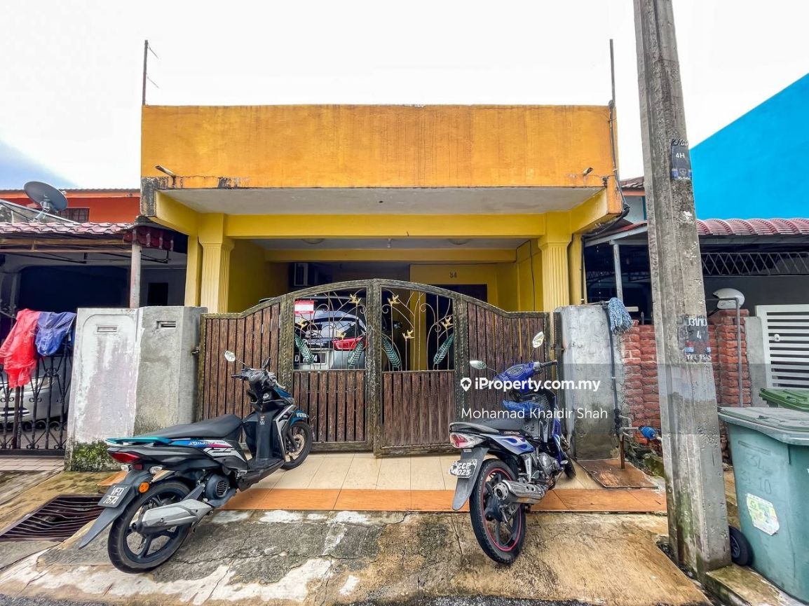 Double Storey Taman Koperasi Polis Fasa 2, Batu Caves Intermediate 2