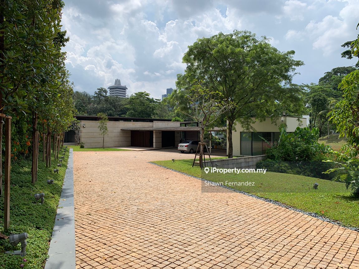 Kuala Lumpur, Kenny Hills. Luxury mansion, Bukit Tunku (Kenny Hills) Corner lot Bungalow 8+2