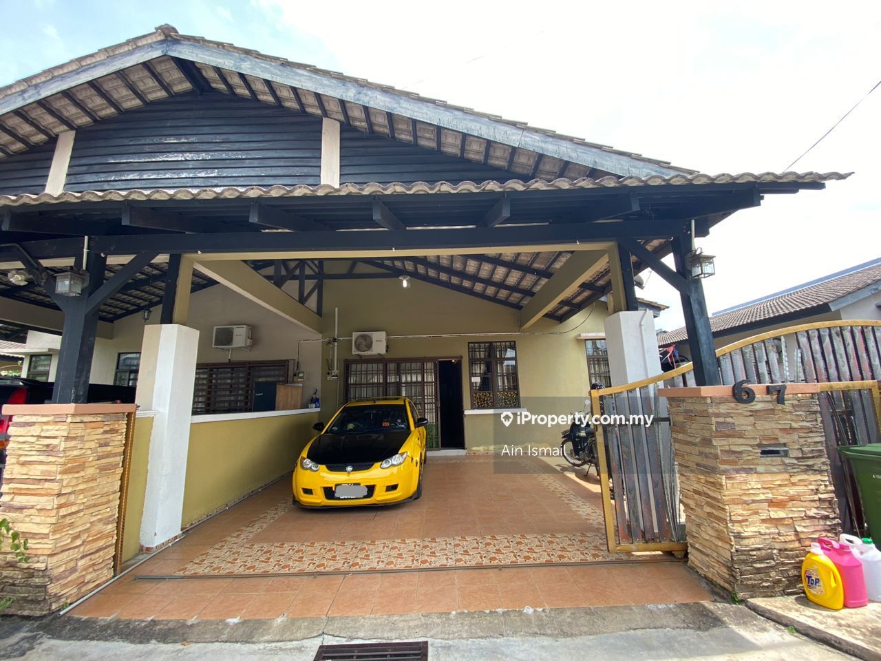 Taman Perdana Pekan Pekan Intermediate Semi Detached House 4 Bedrooms