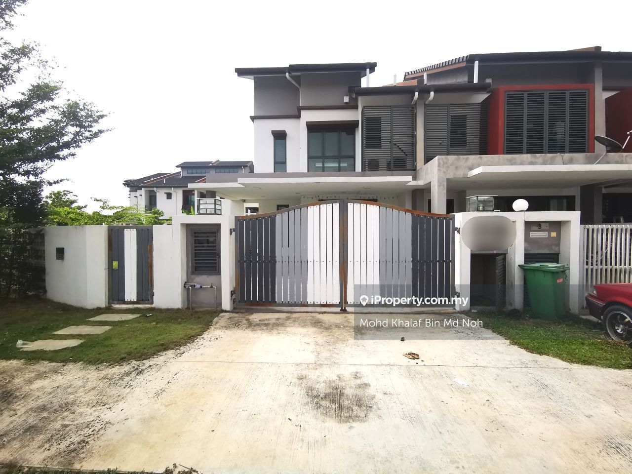 CORNER LOT NAHARA RESIDENCE, BDR BUKIT RAJA, Klang 2sty Terrace/Link House 4 bedrooms for sale