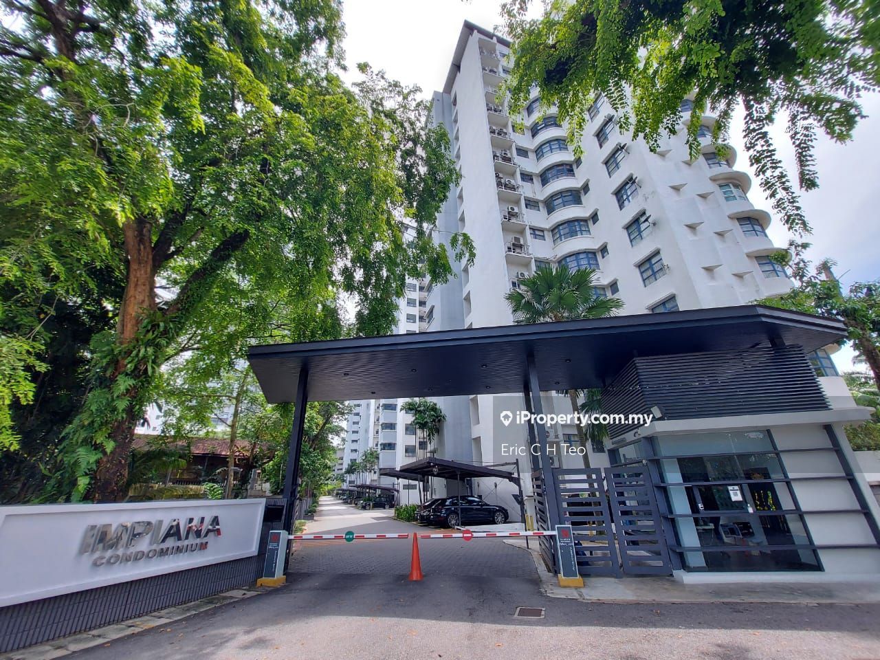 Impiana on The Waterfront Corner lot Condominium 2+1 bedrooms for rent