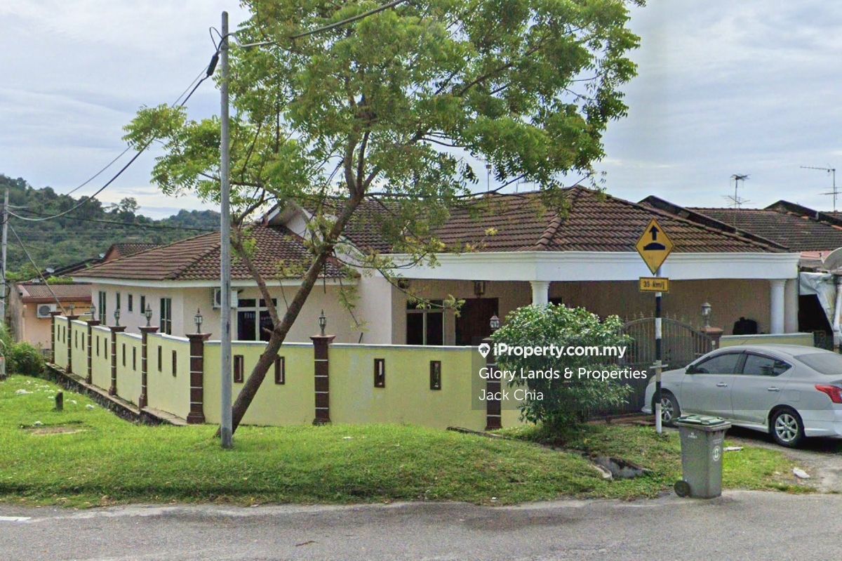 Taman Desa Temiang, Seremban 1sty Terrace/Link House 5 bedrooms for