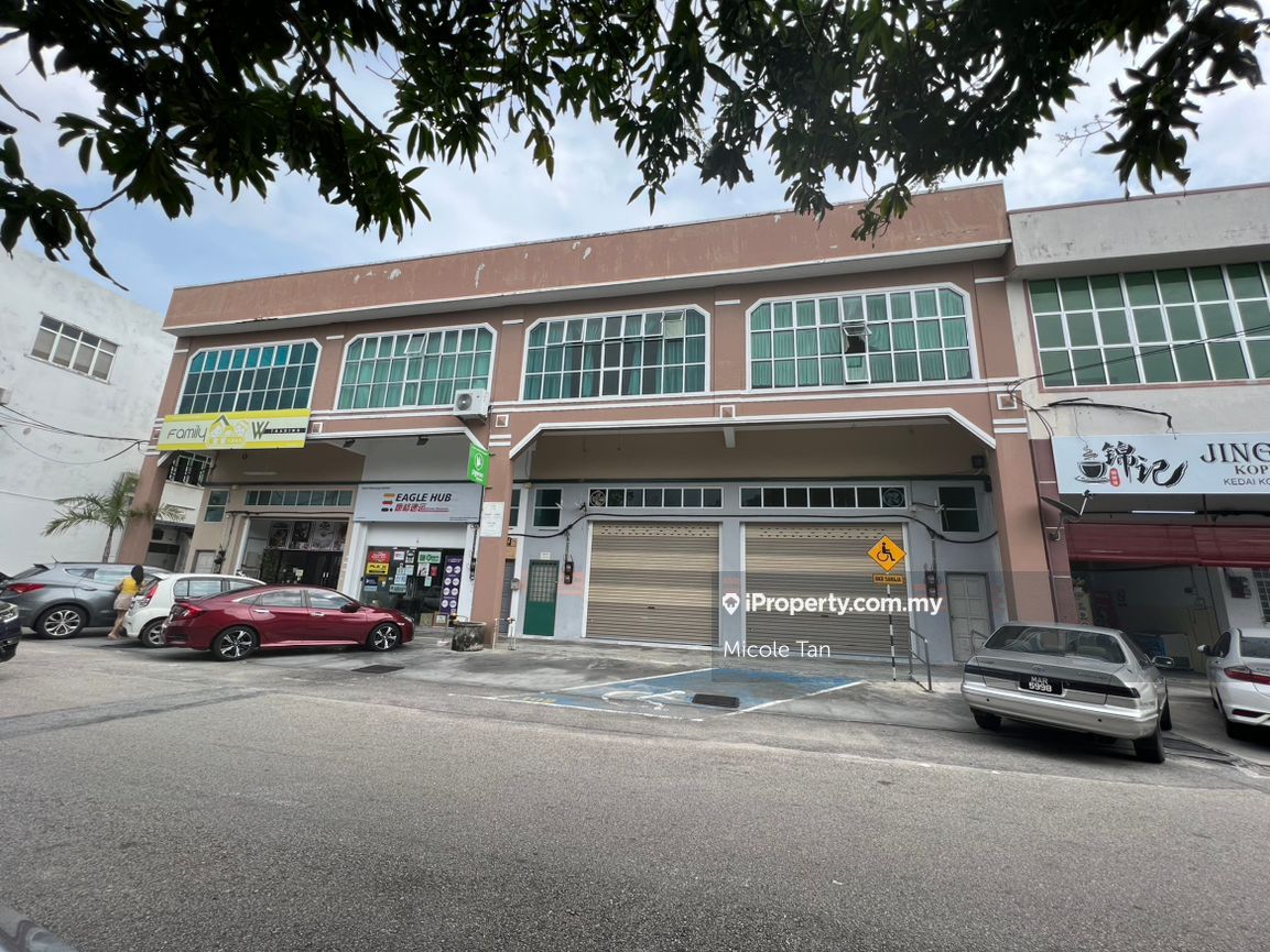 Pusat Perniagaan Taman Junif Perdana, Jln Abdul Rahman, Muar End lot