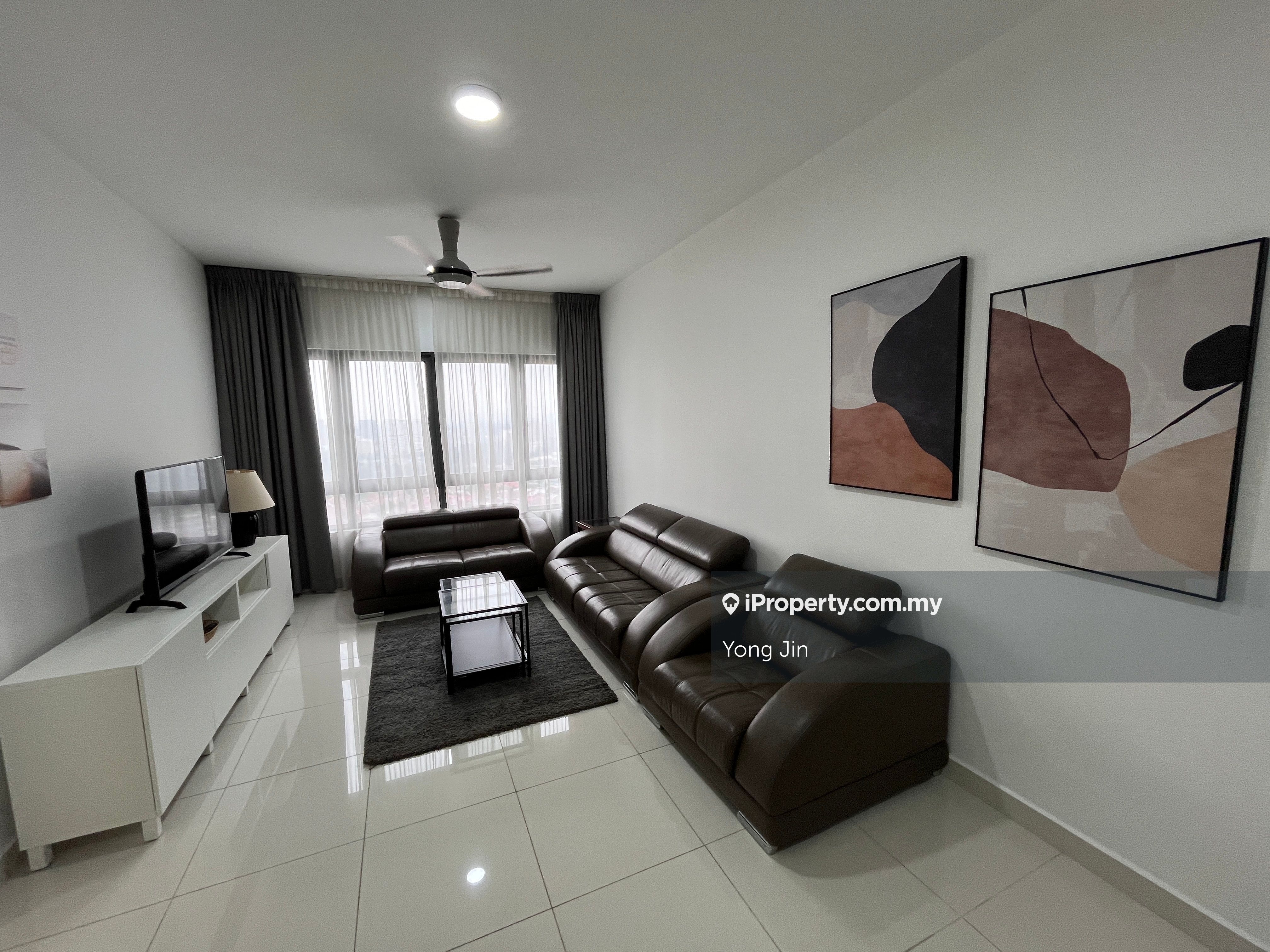 pandora tropicana charm