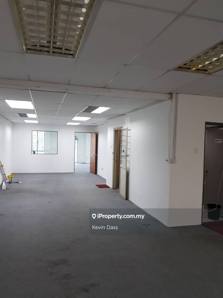 First Floor Office In Kota Kemuning Near Mcd For Rent Kota Kemuning Office For Rent Iproperty Com My