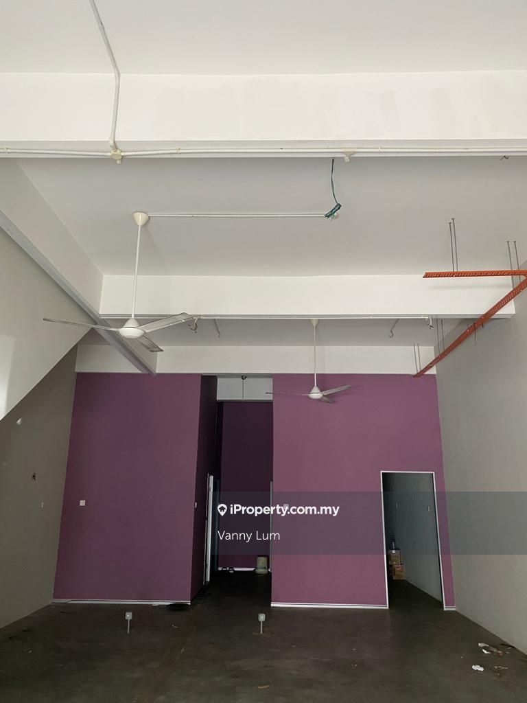 Serdang Seri Kembangan Atmosphere Ground Floor And Office Lot, Seri