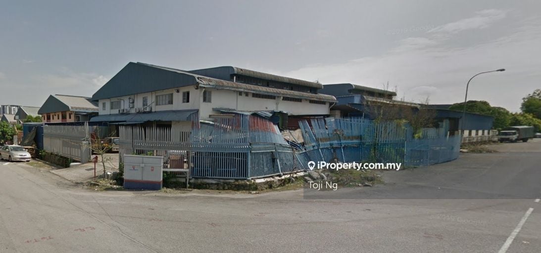 semi d factory for sale in Kajang, Selangor, Malaysia — 4,000 sqft