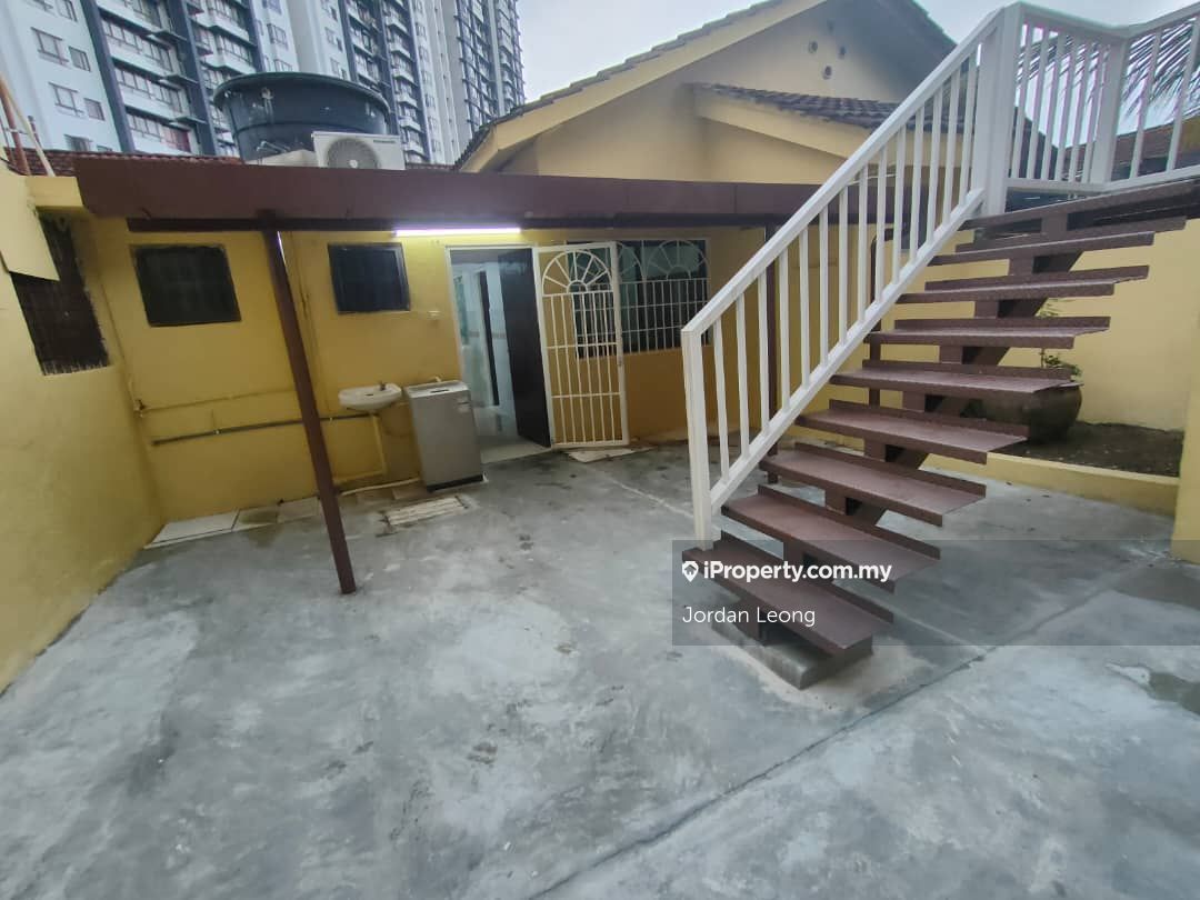 Jalan Taman Tan Yew Lai, Kuchai Lama Intermediate 1sty Terrace/Link