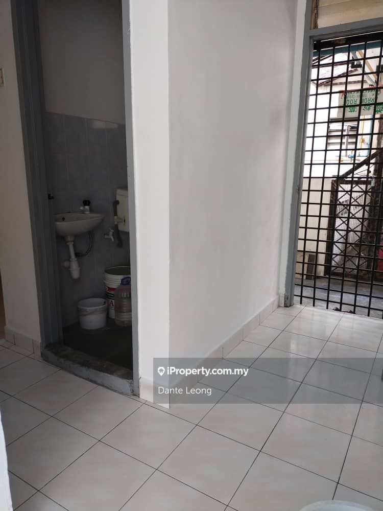 Mutiara Magna Flat 3 bedrooms for rent in Kepong, Kuala Lumpur