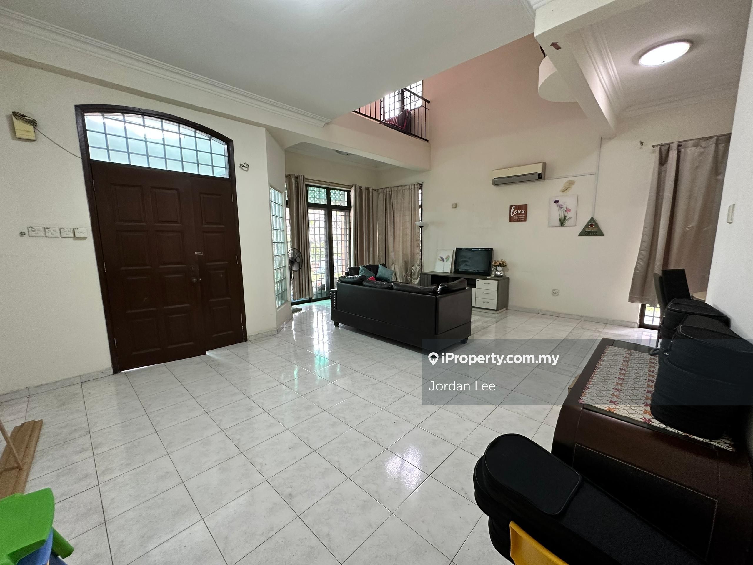 Taman Perling, Perling Corner lot 2sty Terrace/Link House 4 bedrooms