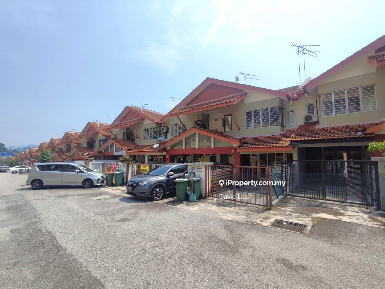 Batu Caves, Gombak Intermediate Townhouse 3 bedrooms for sale