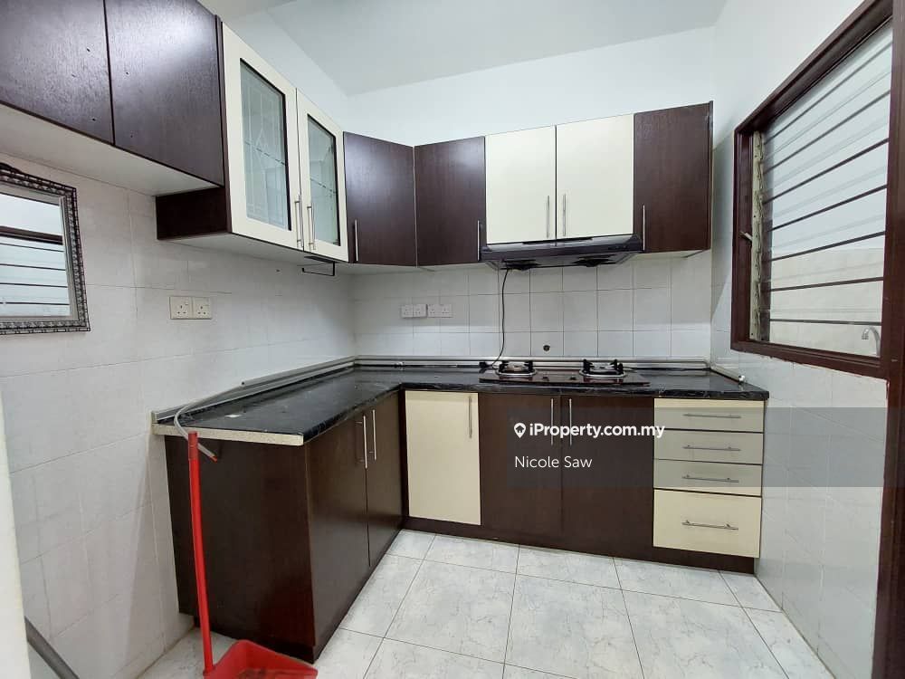 Villa Mas 1 ,Kipark Sri Utara, Taman Wahyu, Jalan Ipoh for rent