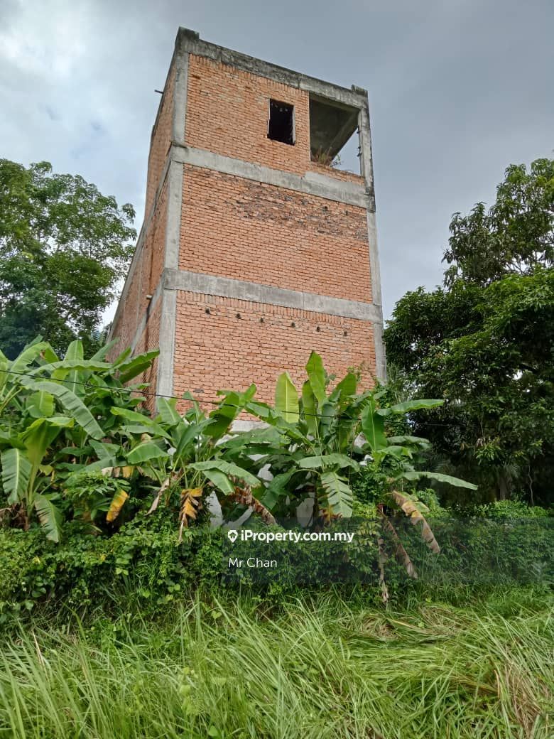 Bird Nest House For Sale, Sitiawan Simpang Dua, Sitiawan Corner lot