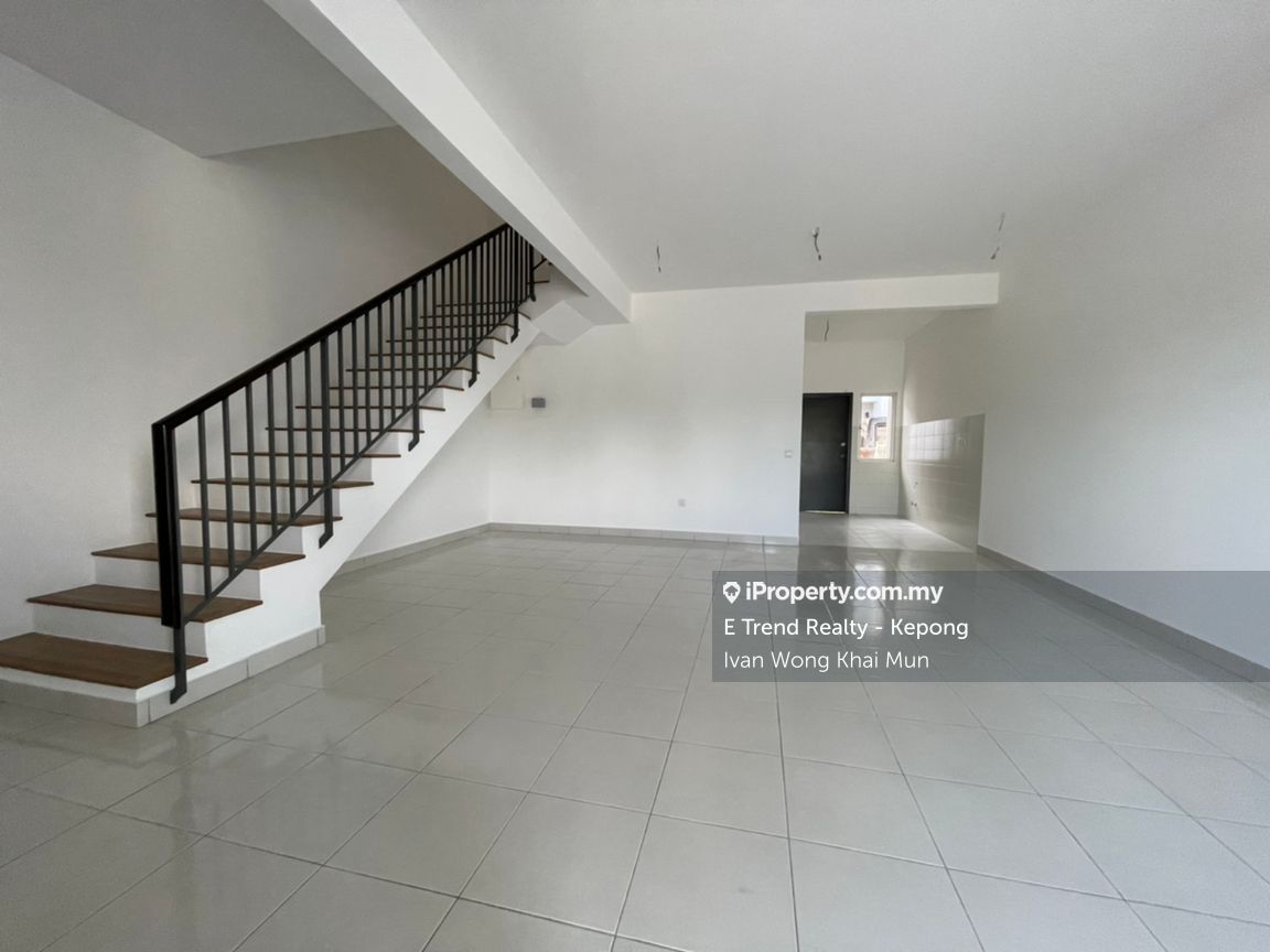 Bandar Bukit raja elsa jln sumazau , Bandar Bukit Raja for rent