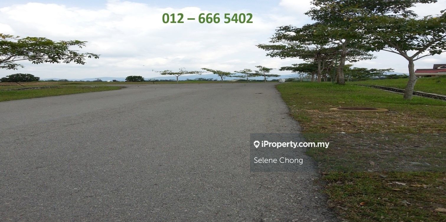 College Height Garden REsort Mantin, Nilai