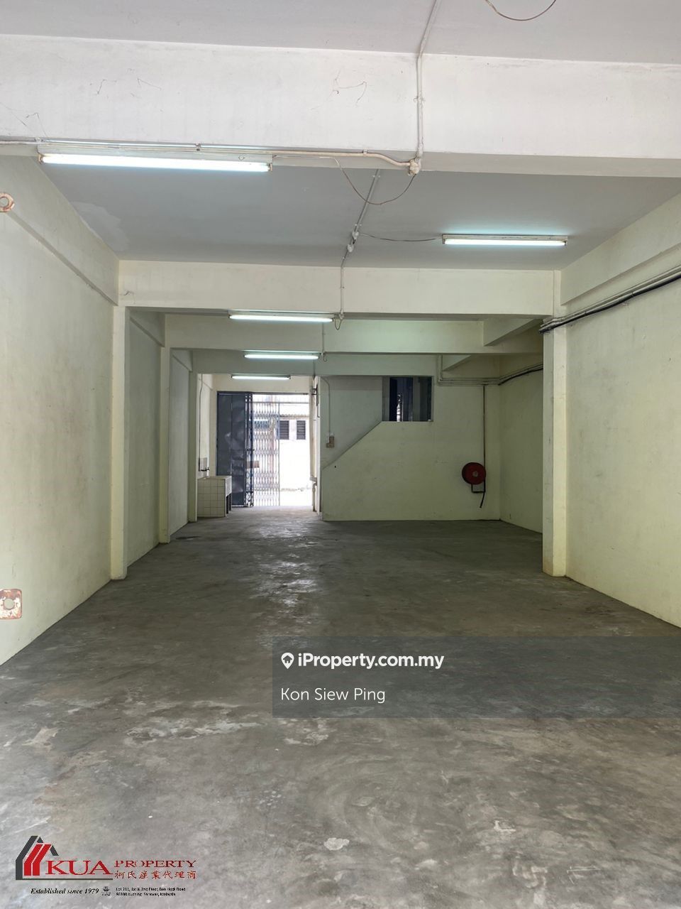 Ground Floor Intermediate Shoplot For Rent! Located at Lorong Abang