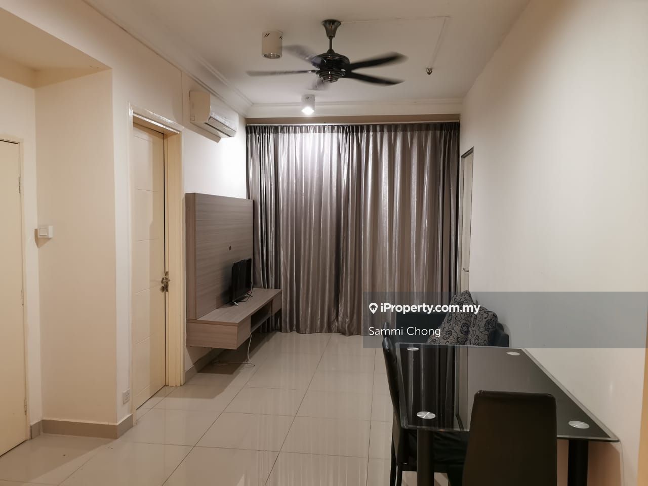 Mutiara Residency Corner lot Condominium 2 bedrooms for rent in