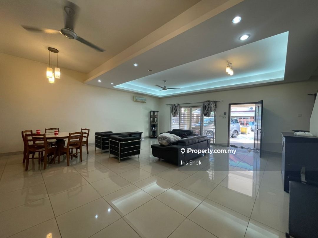 lakedge, lakeside, suria, canal garden, Kota Kemuning Intermediate 2