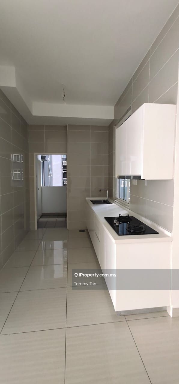 Damansara Foresta Intermediate Condominium 4 bedrooms for sale in ...