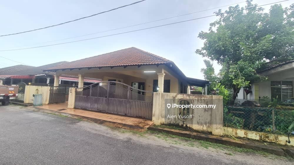 Sungai Isap Damai, Kuantan Bungalow 5 bedrooms for sale
