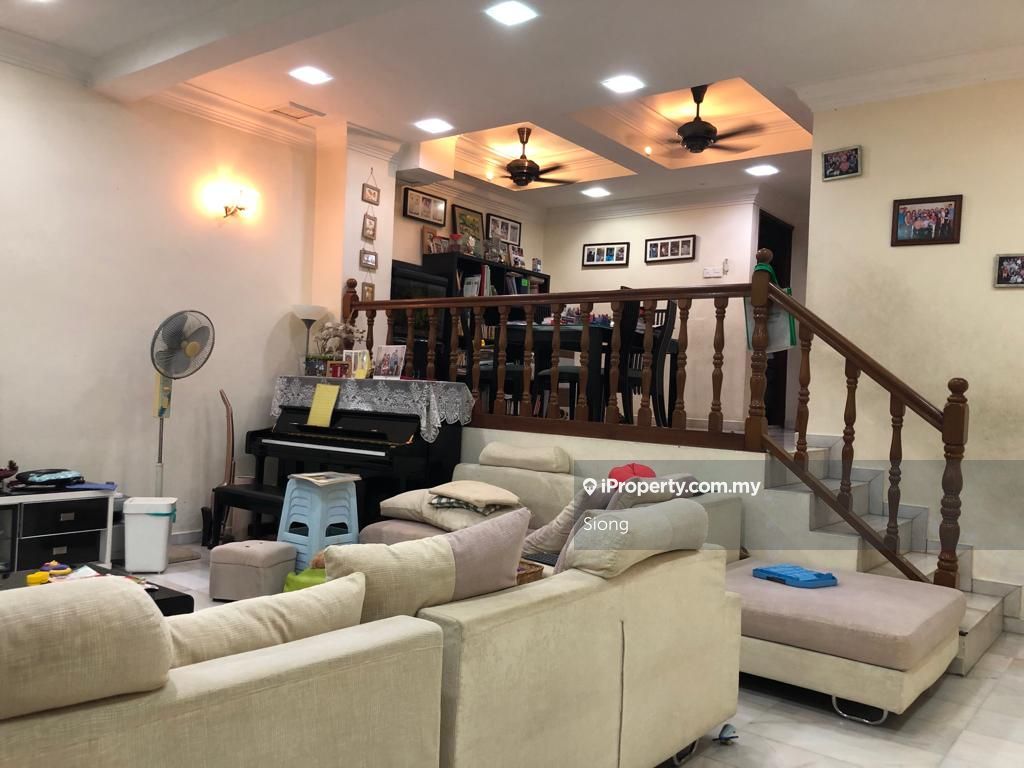 Taman Connaught, Cheras Intermediate 2sty Terrace/Link House 4