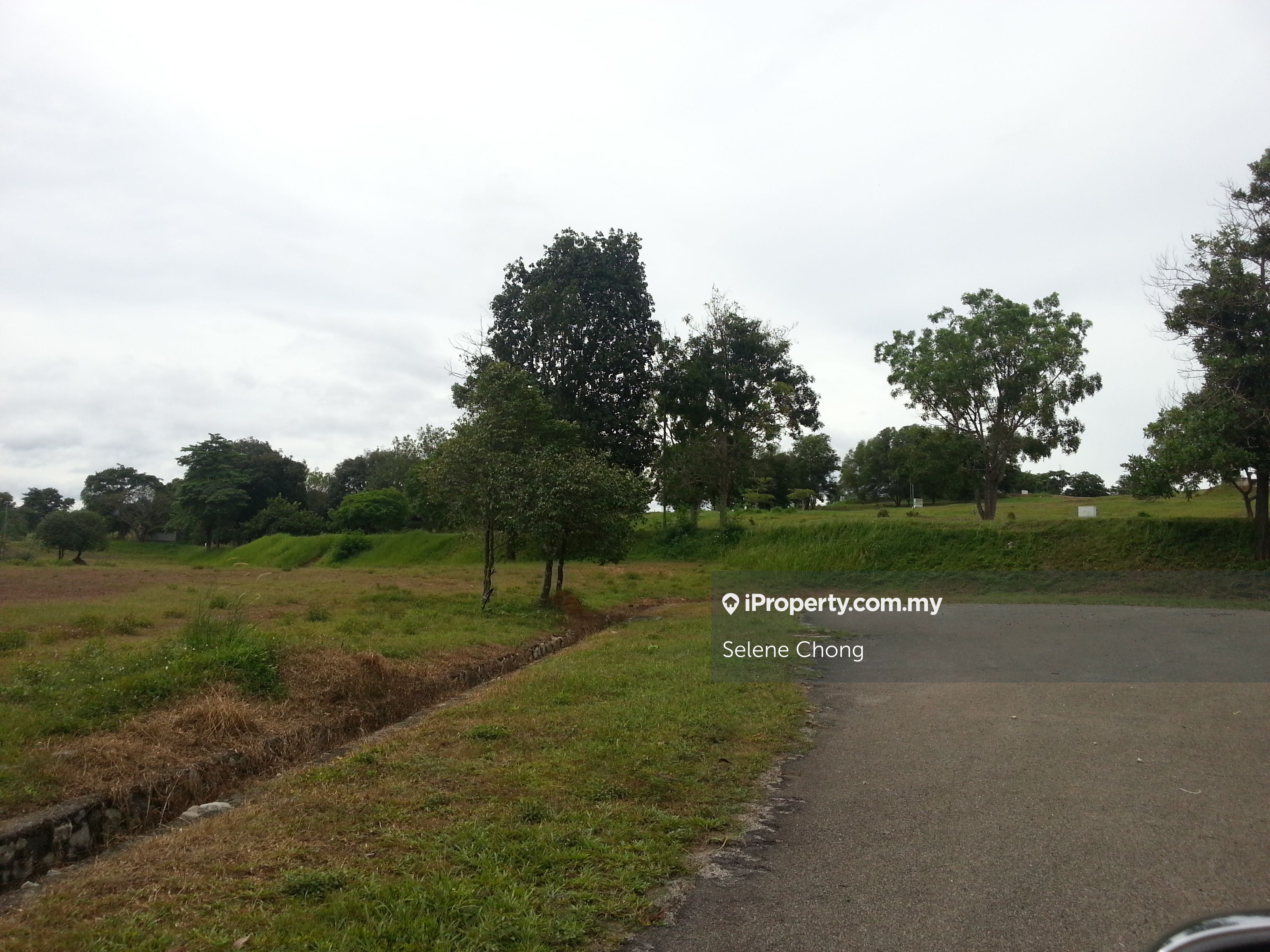 College Heights Garden Resort Pajam Nilai , Mantin Residential Land for