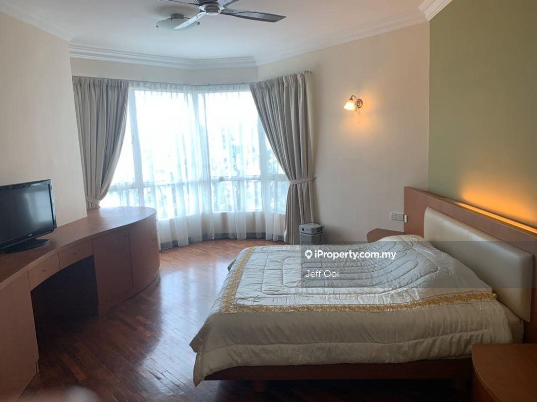 Gurney Beach Resort Condominium 5 bedrooms for rent in Gurney, Penang