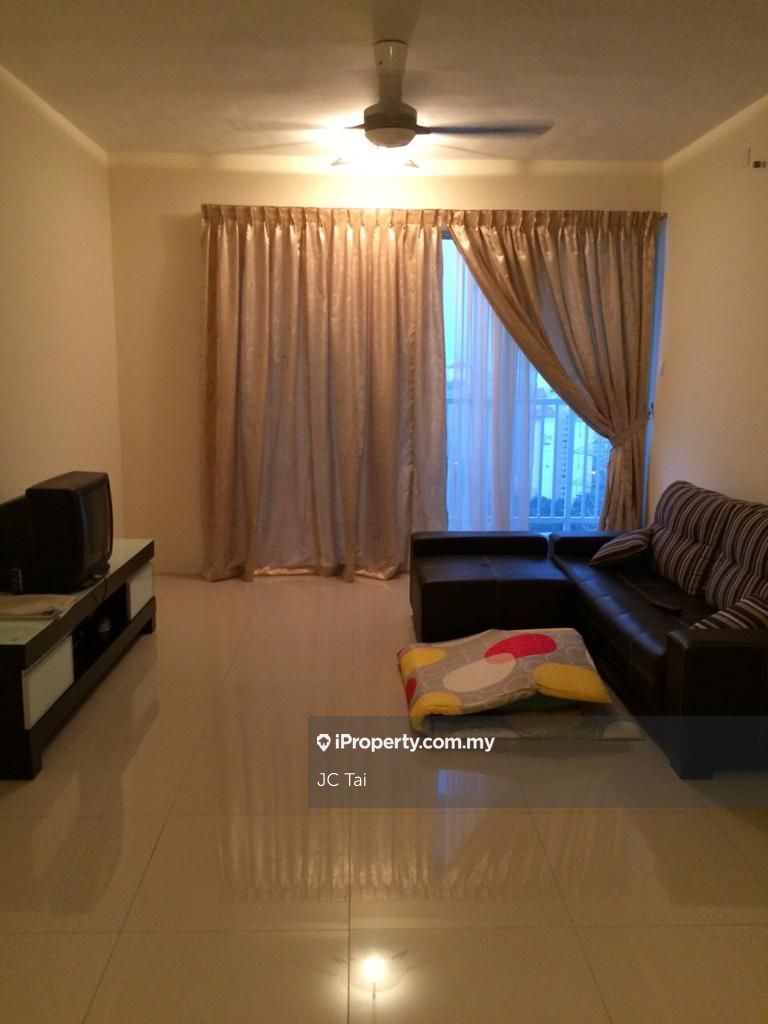 Platinum Lake PV 16 Intermediate Condominium 3 bedrooms for sale in