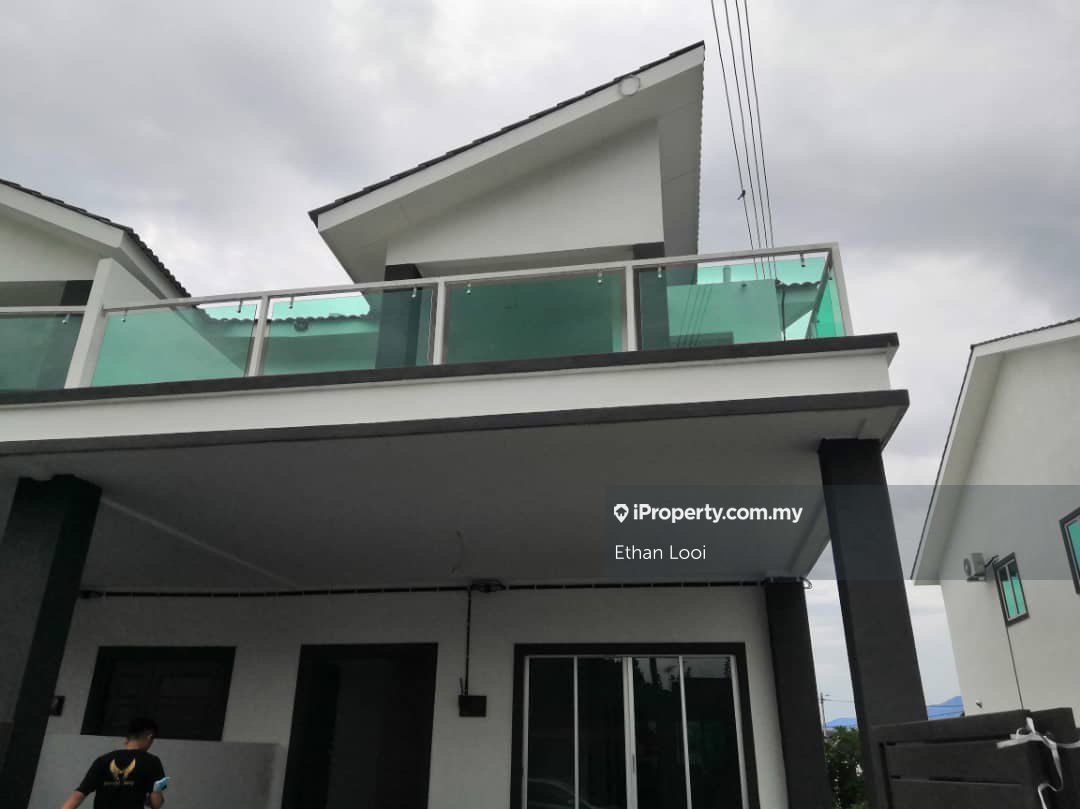 Gunung Rapat, Ipoh 2sty Terrace/Link House 4 bedrooms for rent
