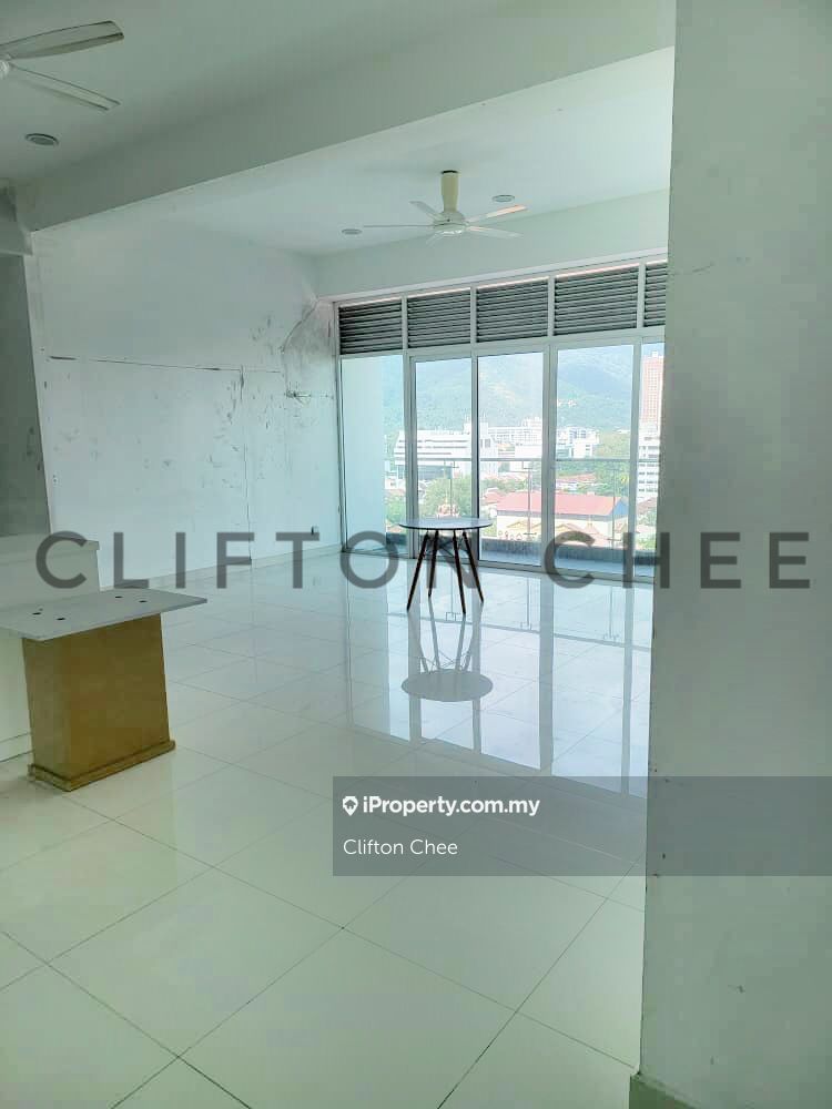 H Residence (One Ritz Residence / Kelawai View), Gurney