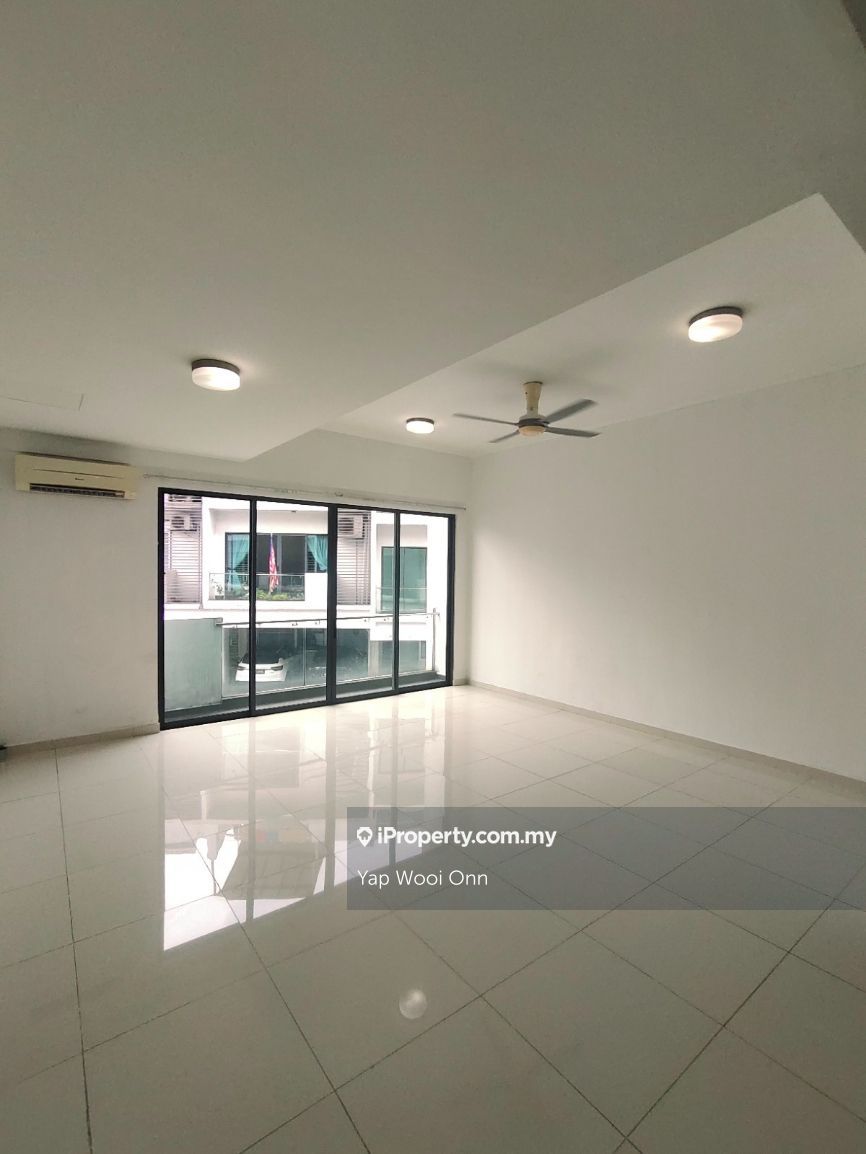 Jln Anggerik, Kampung Sungai Kayu Ara, 47400 Petal, Petaling Jaya 3.5