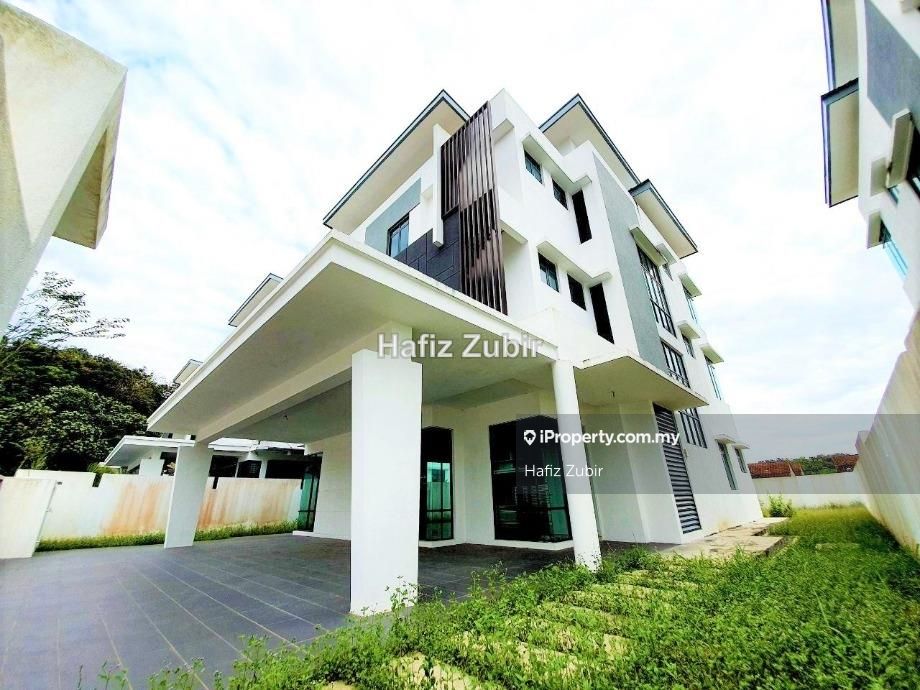 Bungalow Lambaian Residence Taman Universiti Bangi, Bangi