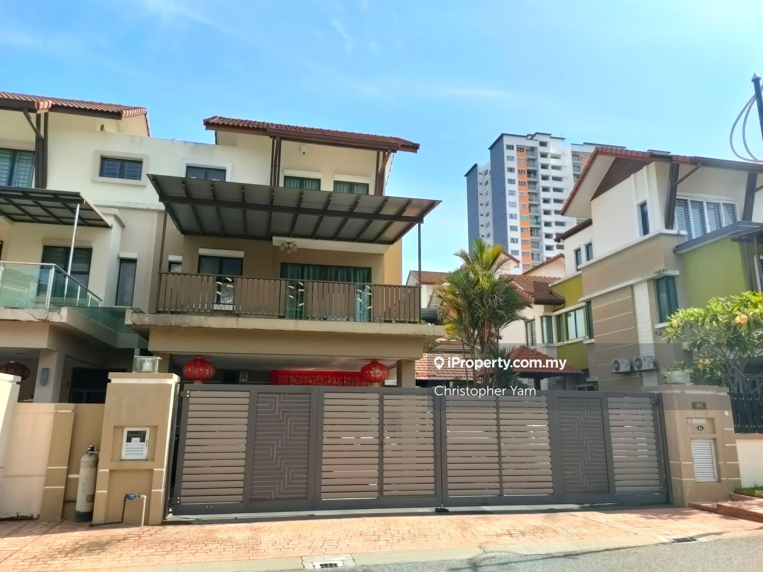 3 storey Semi-D house in Taming Mutiara Bandar Sungai Long for sale
