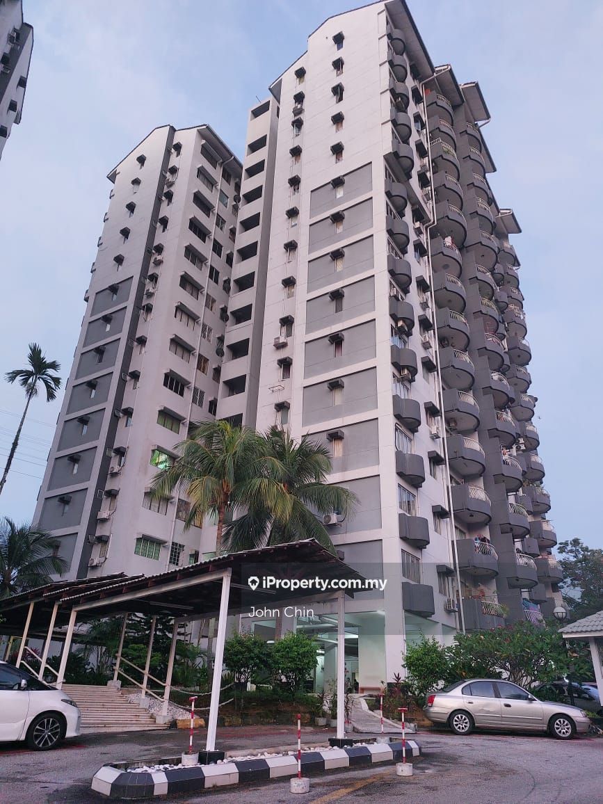 Menara Sri Damansara (SD Tower) Corner lot Condominium 3 bedrooms for ...