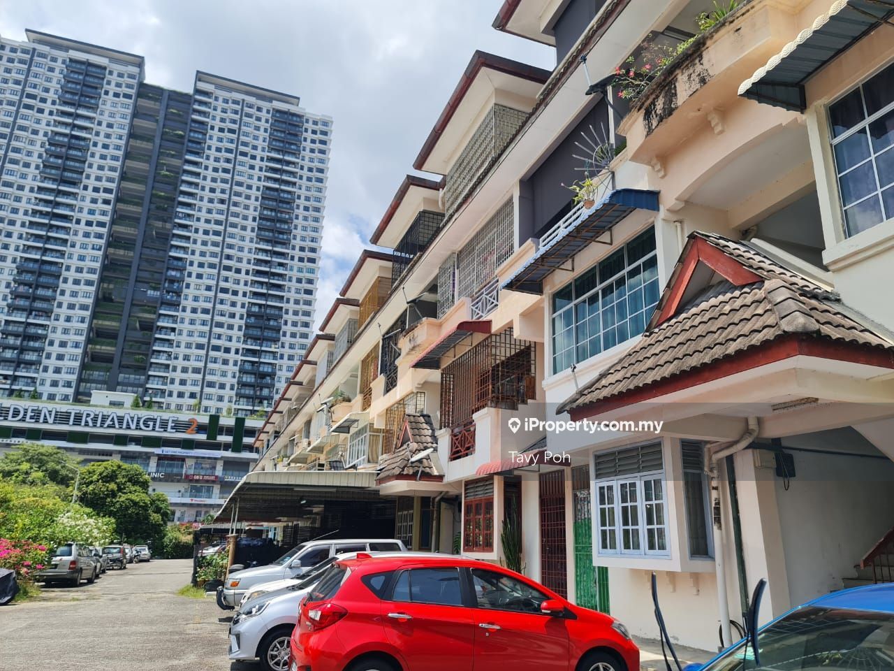 Taman Tunas Muda, Bayan Lepas Corner lot 2sty Terrace/Link House 3
