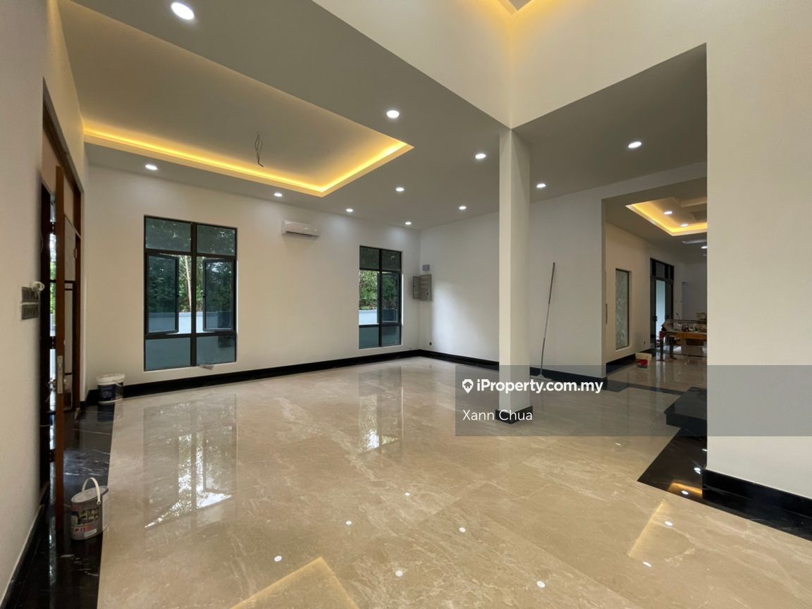 Taman Equine, Sunway Eastwood, Villa Heights, Seri Kembangan for sale