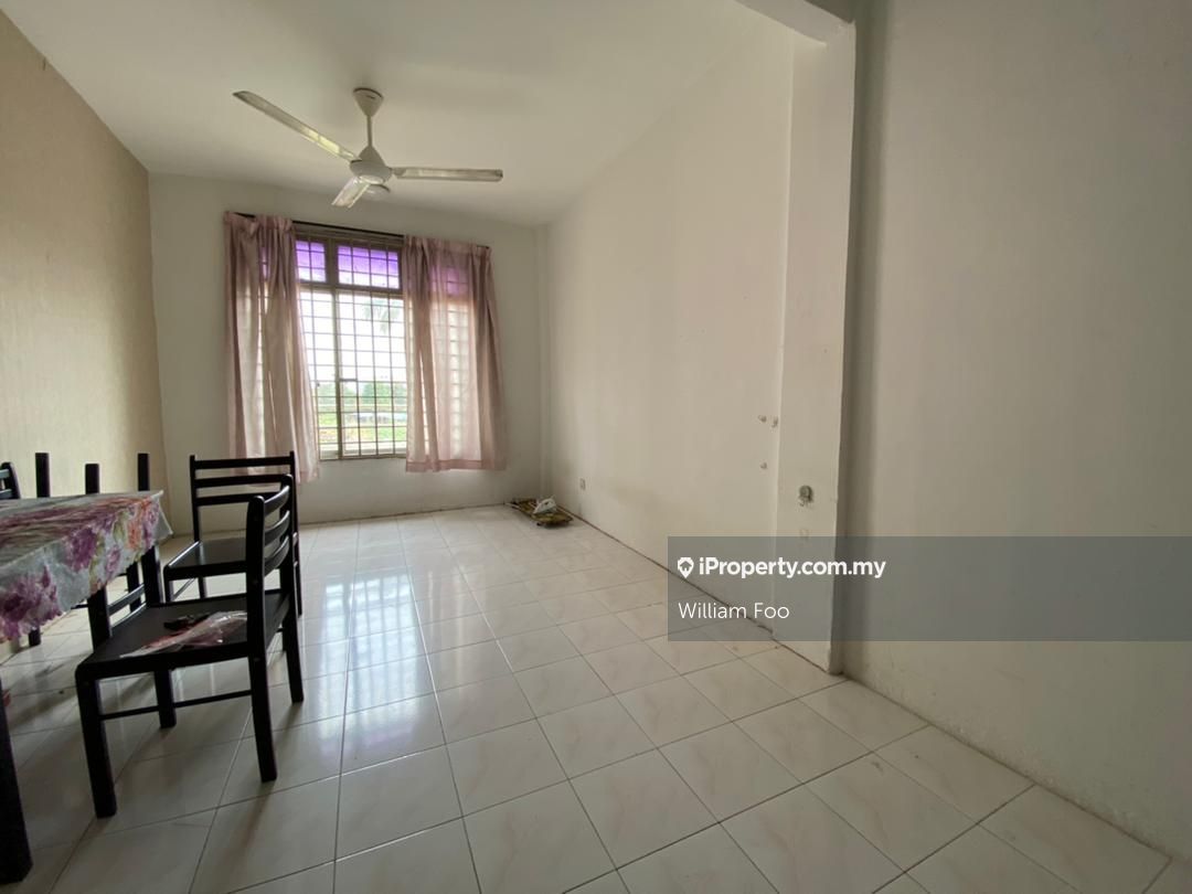 Ria 2 Apartment Intermediate Apartment 3 Bedrooms For Rent In Masai Johor Iproperty Com My