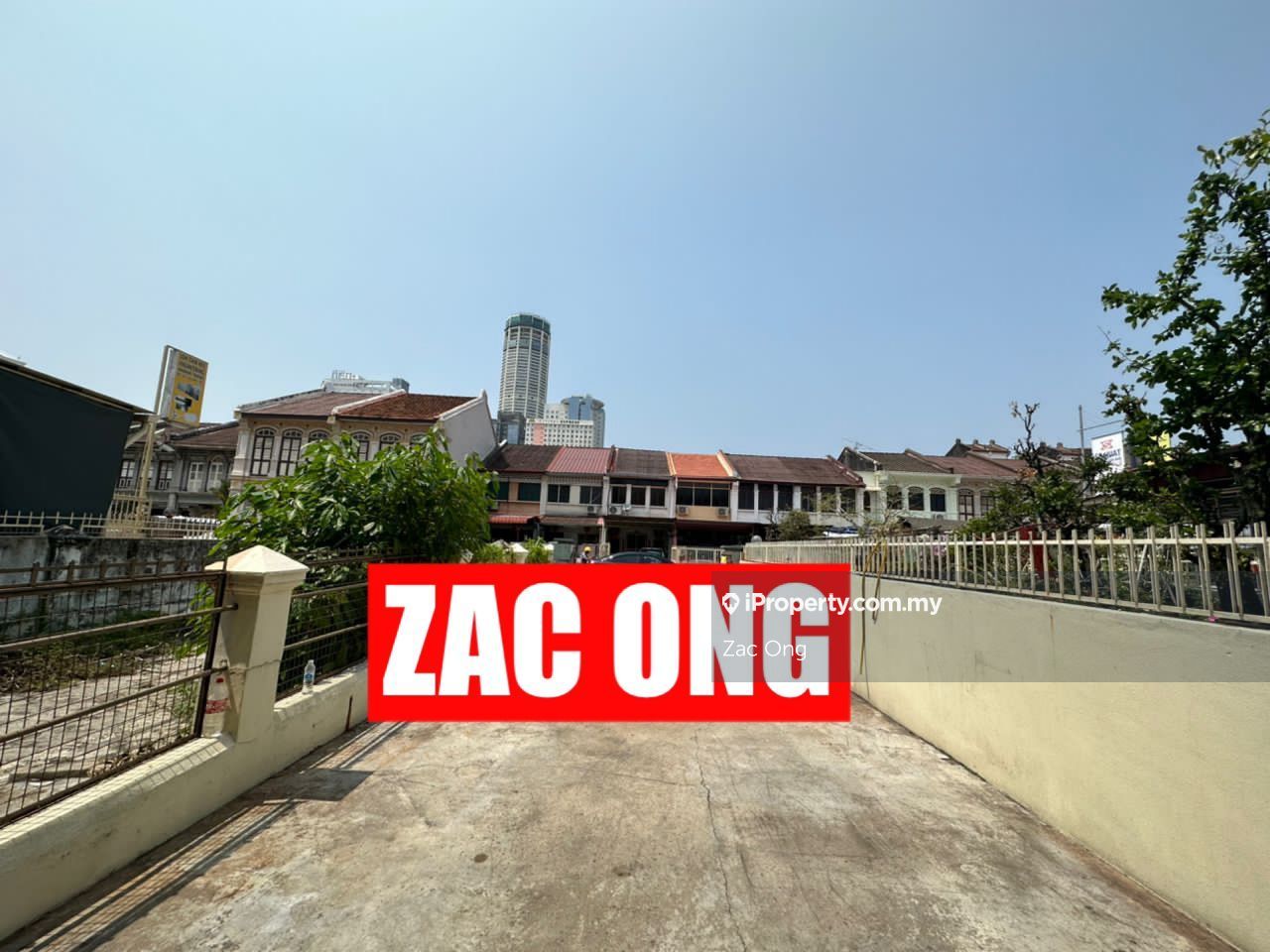 Lebuh Macallum 2 Storey Ground Floor Shoplot for rent