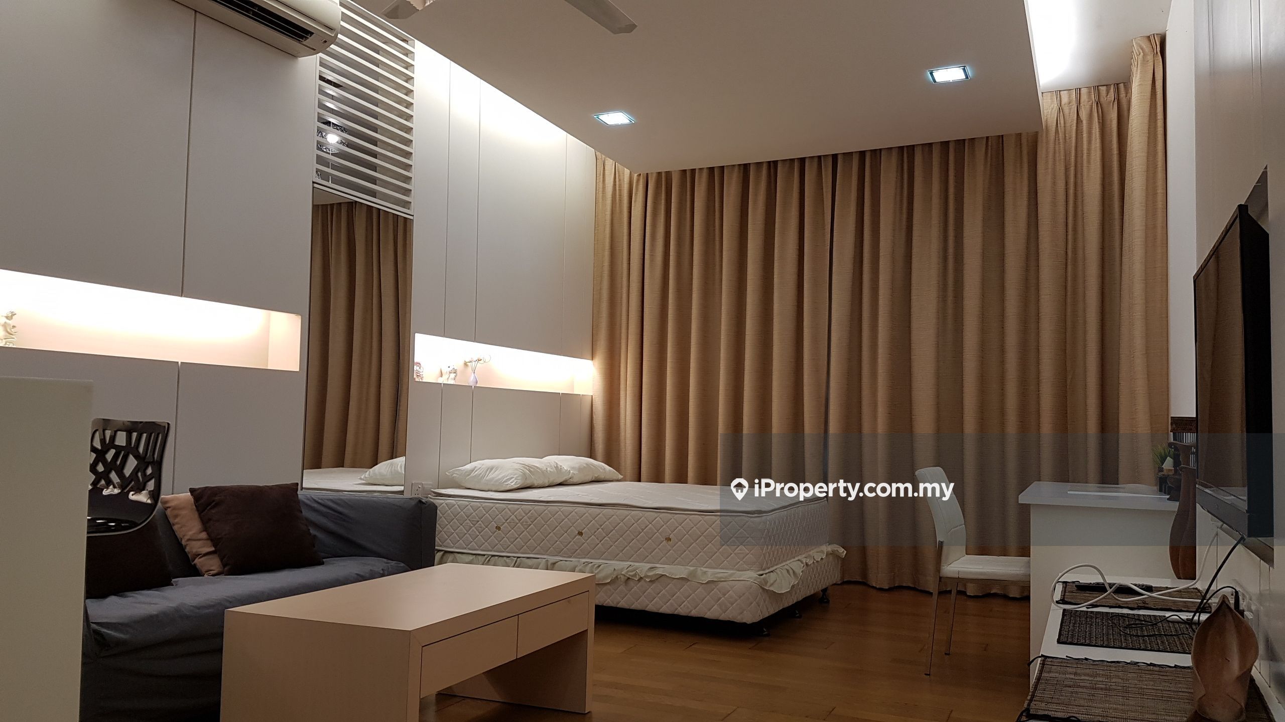Regalia Residence, Jalan Sultan Ismail