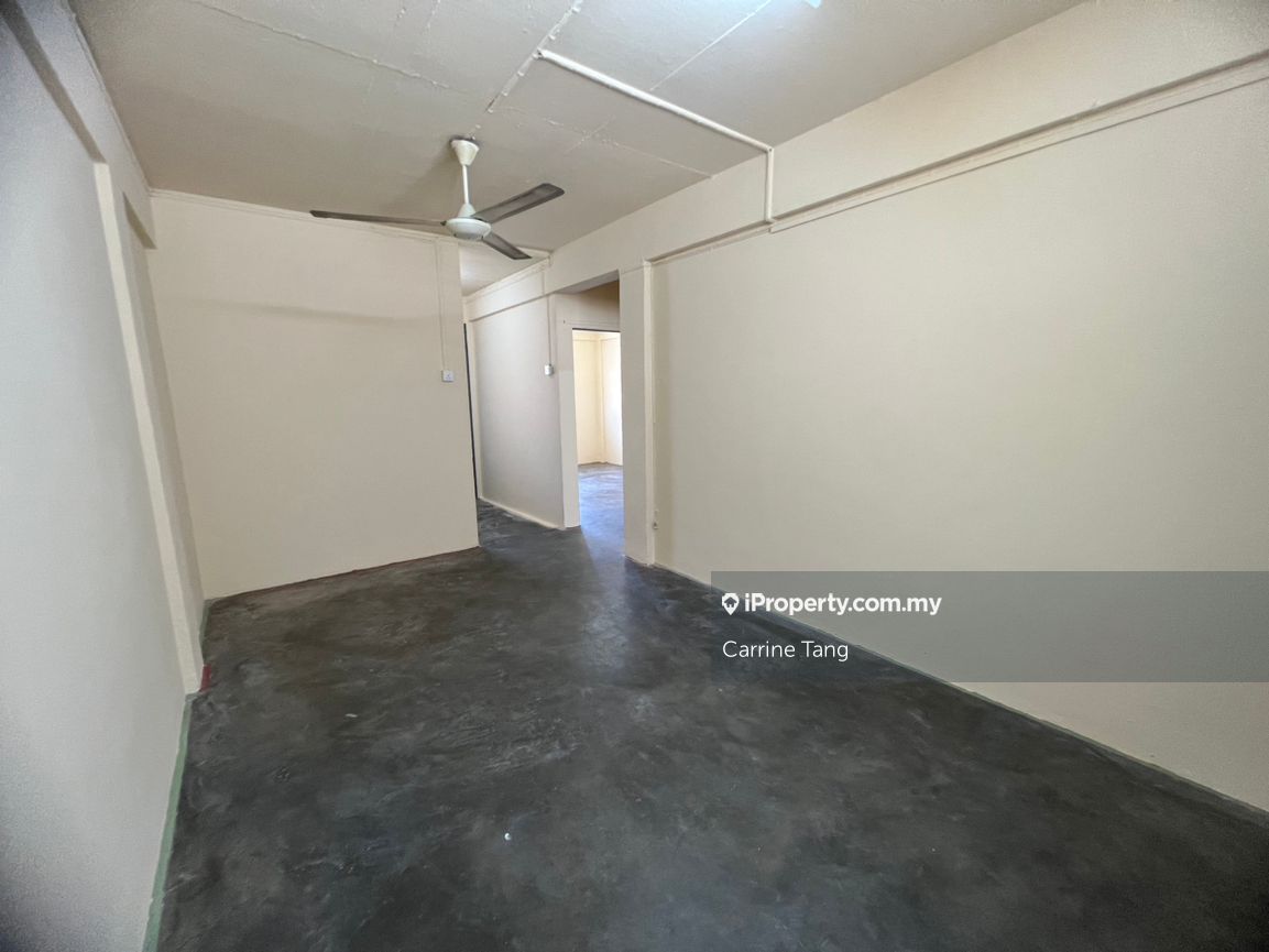 Salak South Garden Flat 2 bedrooms for rent in Salak Selatan, Kuala