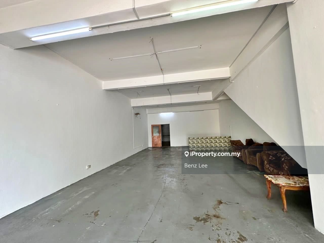 (Main Road) Desa Coalfields Sungai Buloh Ground Floor Shop For RENT