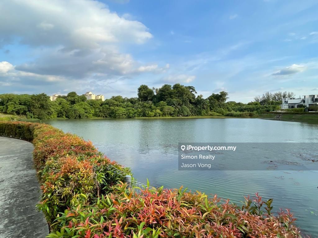 REED Lake Fields / Lakefields / Lake Field Sg Besi, Sungai Besi
