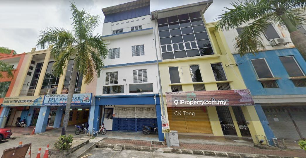 (3 Storey) Pusat Bandar Rawang Shop for RENT, Rawang Shop for rent