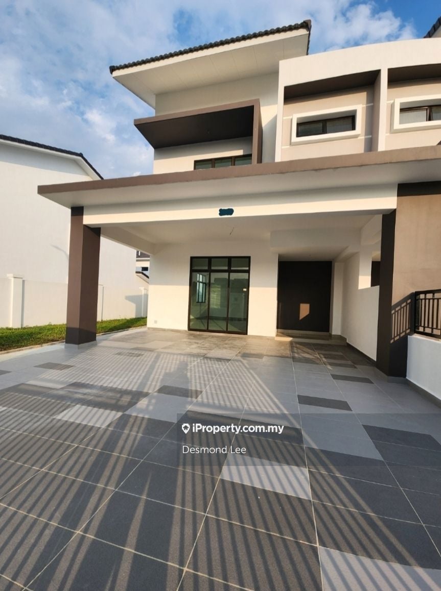 Bandar Putra, Kulai 2-sty Terrace/Link House 4+1 Bedrooms For Sale ...