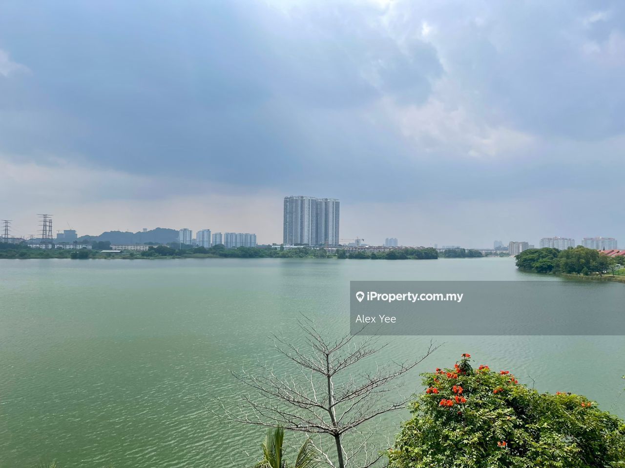 Lake View Home, Taman Tasik Prima , Puchong for sale RM788888